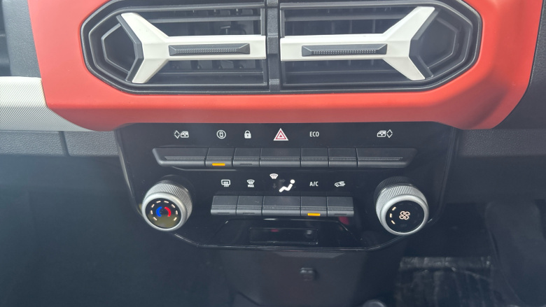 Dacia Spring 27kWh Expression 65 48kW 5dr Auto Electric Hatchback